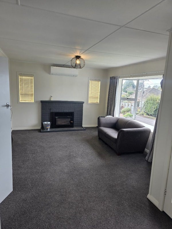 280 Huatoki Street, Upper Vogeltown, New Plymouth - Carousel 2