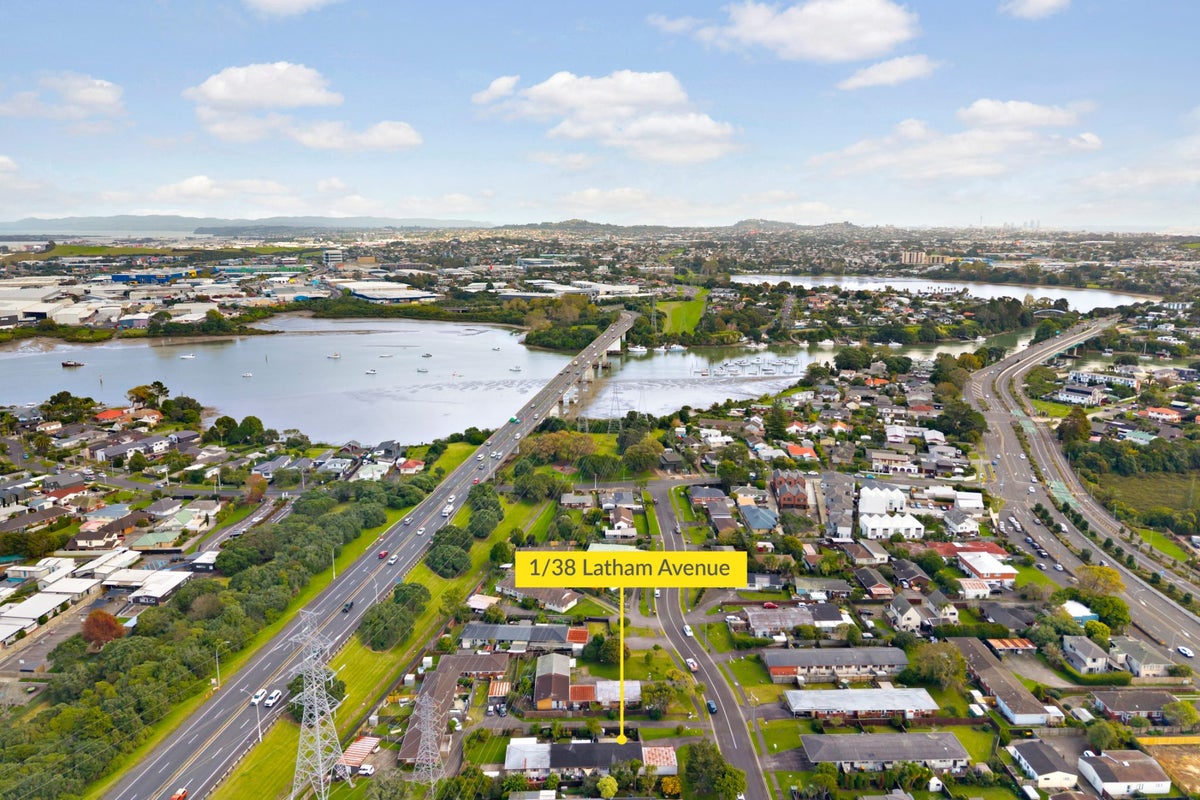 1/38 Latham Avenue, Pakuranga, Auckland - Carousel 24