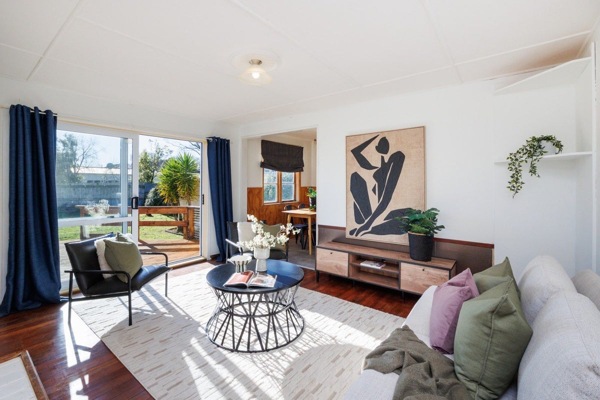 143 Rangiora Avenue, Roslyn, Palmerston North - Carousel 2