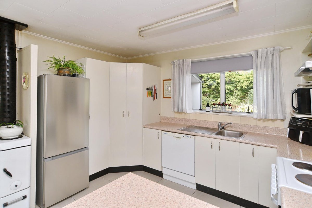 101 Balcairn Amberley Road, Balcairn, Amberley - Carousel 2