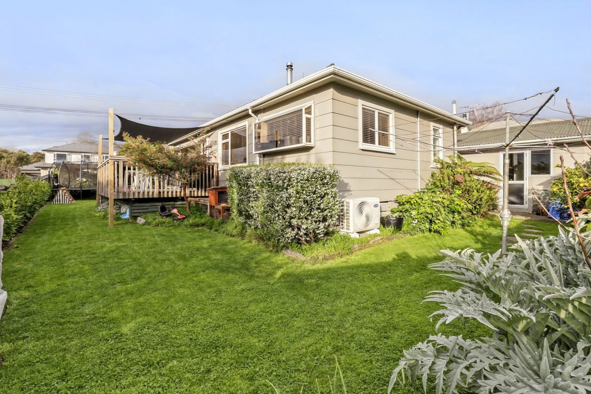 33 Waverley Street, Richmond - Carousel 15