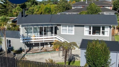 38 Sunvue Road, Glen Eden, Auckland - Carousel 1