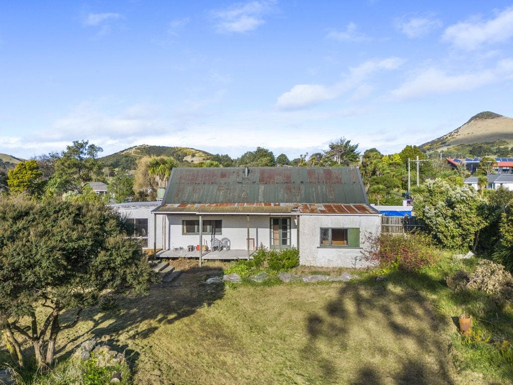 13 Moss Street, Portobello, Dunedin - Carousel 2