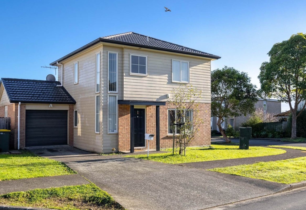 9 Brashier Circle, Sunnyvale, Waitakere City, Auckland - Carousel 1