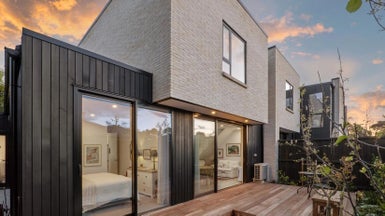 4/18 Cornwall Street, St Albans, Christchurch - Carousel 1