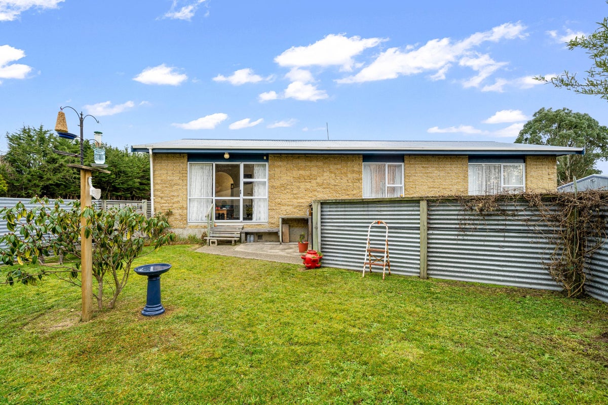 221 Ball Street, Kingswell, Invercargill - Carousel 17