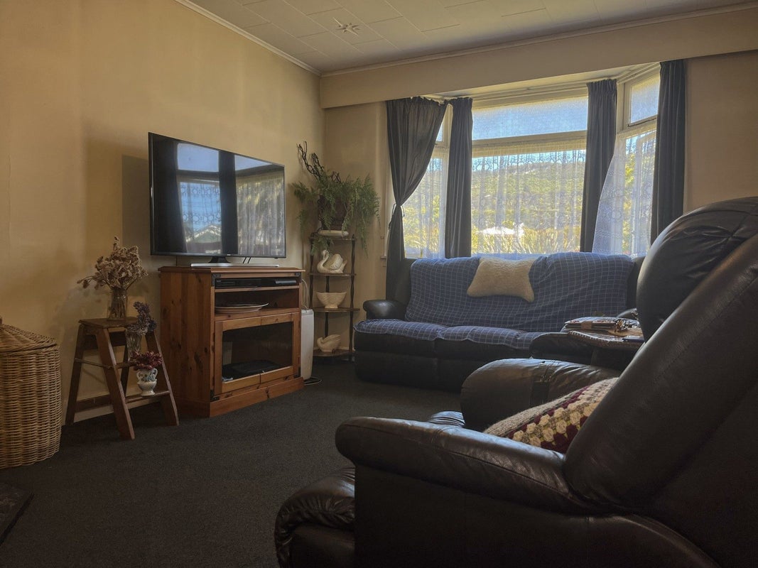 32 Ranfurly Street, Runanga, Runanga - Carousel 2