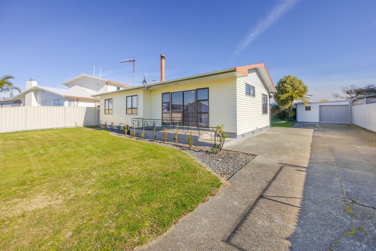 37 Rochester Street, Tamatea, Napier - Carousel 1