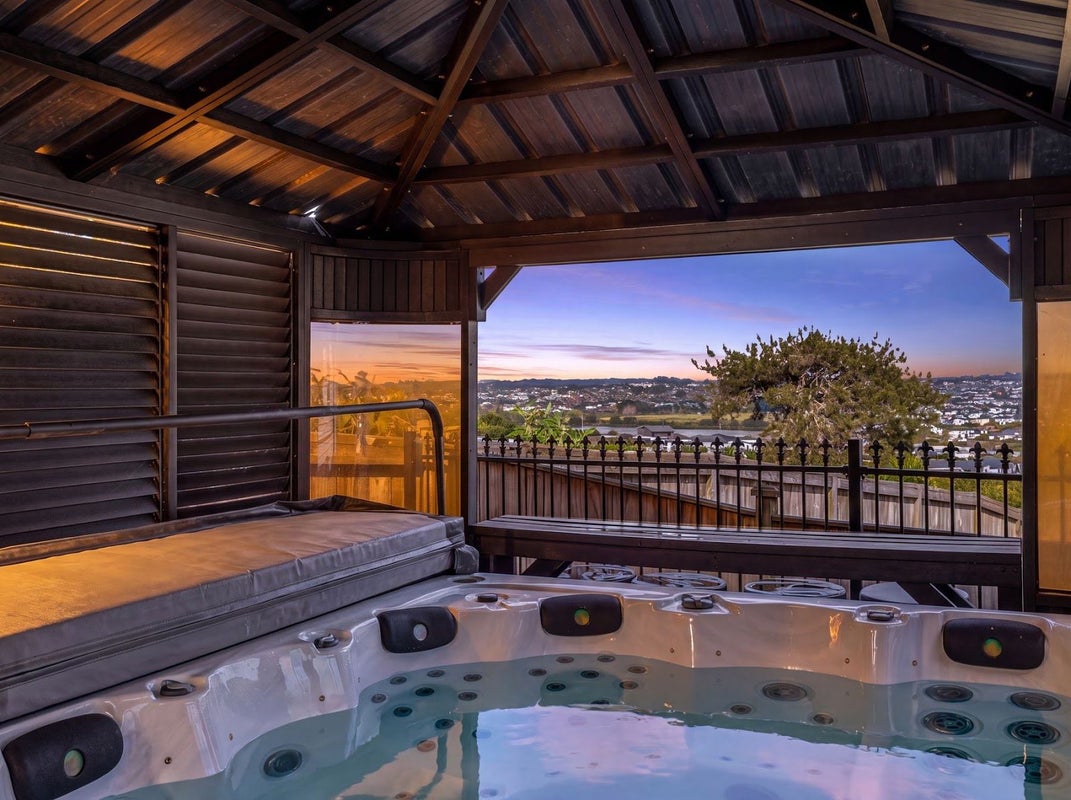 26 Ascension Crescent, Orewa, Orewa - Carousel 1