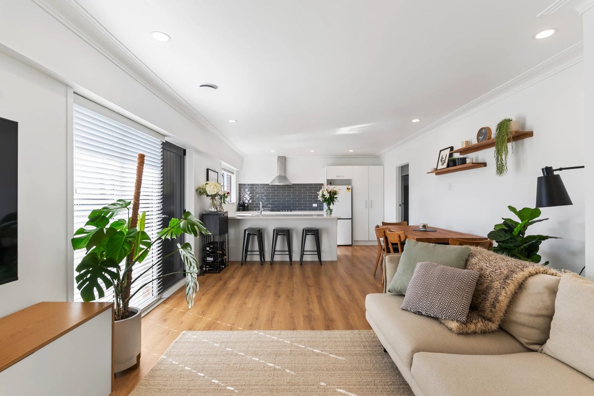 15B Glenties Lane, Ellerslie, Auckland - Carousel 1