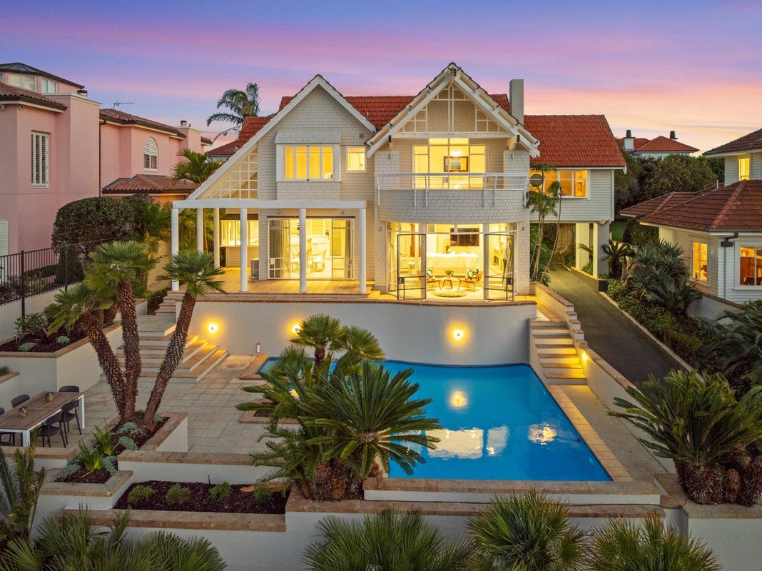 80 Paritai Drive, Orakei, Auckland - Carousel 1