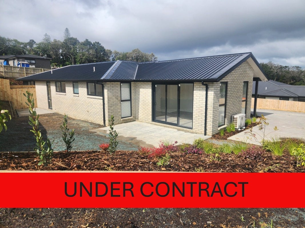 28 Royal Saint Annes Drive, Te Kamo, Whangarei - Carousel 1