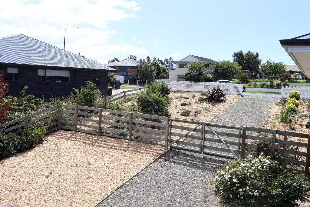 9 Grove Avenue, Weston, Oamaru - Carousel 23