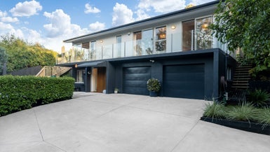 37A Endeavour Street, Blockhouse Bay, Auckland - Carousel 1