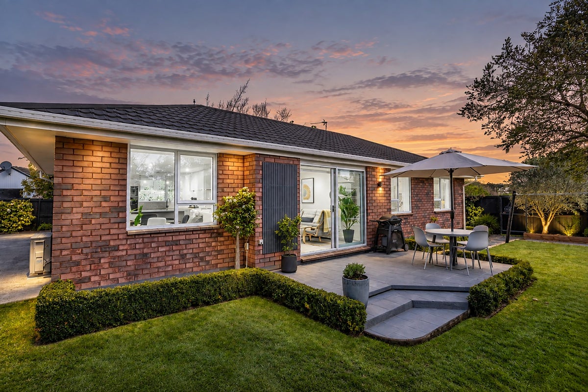 15A Kaiwara Street, Hoon Hay, Christchurch - Carousel 1