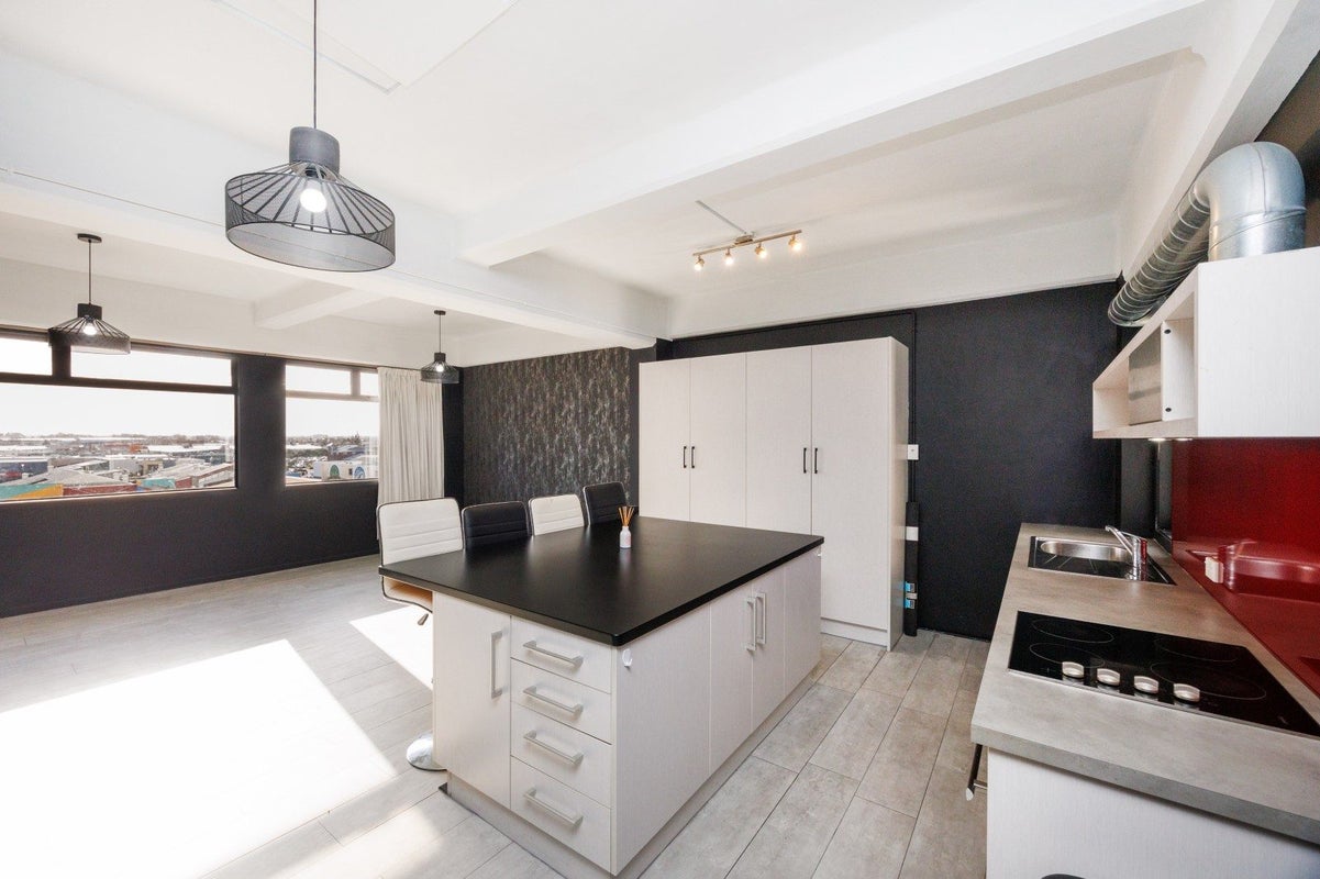 18E King ST, Palmerston North, Palmerston North - Carousel 2