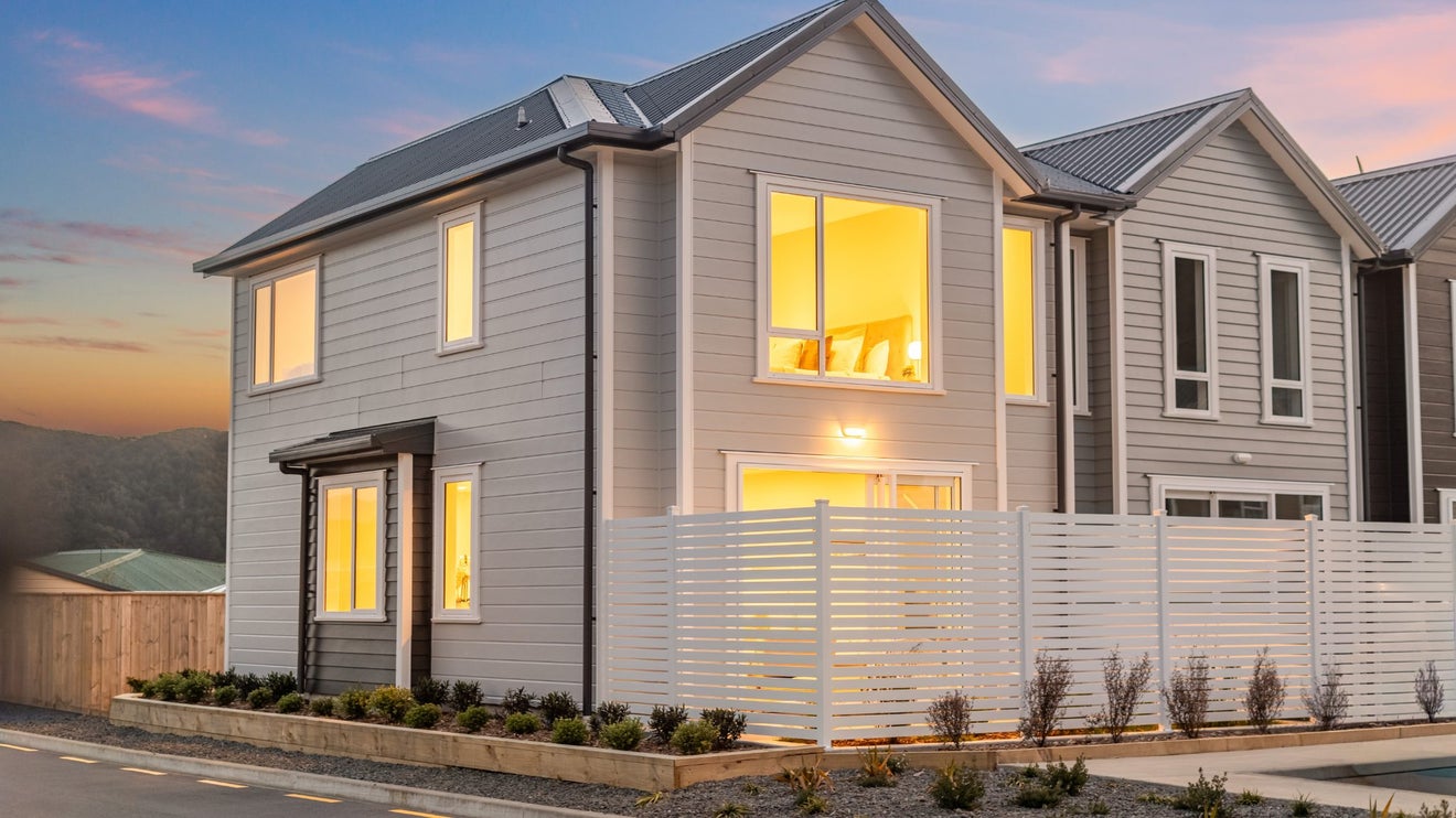 44 Te Ara o Puakawe, Wainuiomata, Lower Hutt - Carousel 1