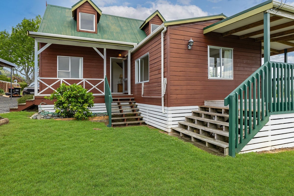7A Stirling Street, Te Aroha, Te Aroha - Carousel 1