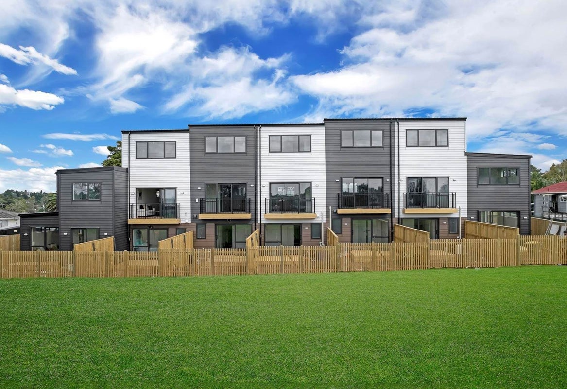 3/22 Cherry Tree Place, Massey, Auckland - Carousel 10