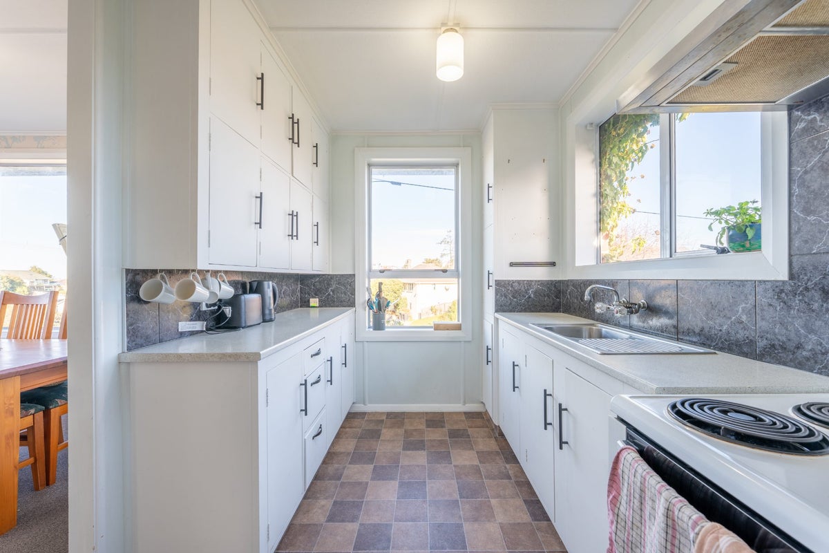 4 Tweedy Street, Marchwiel, Timaru - Carousel 2