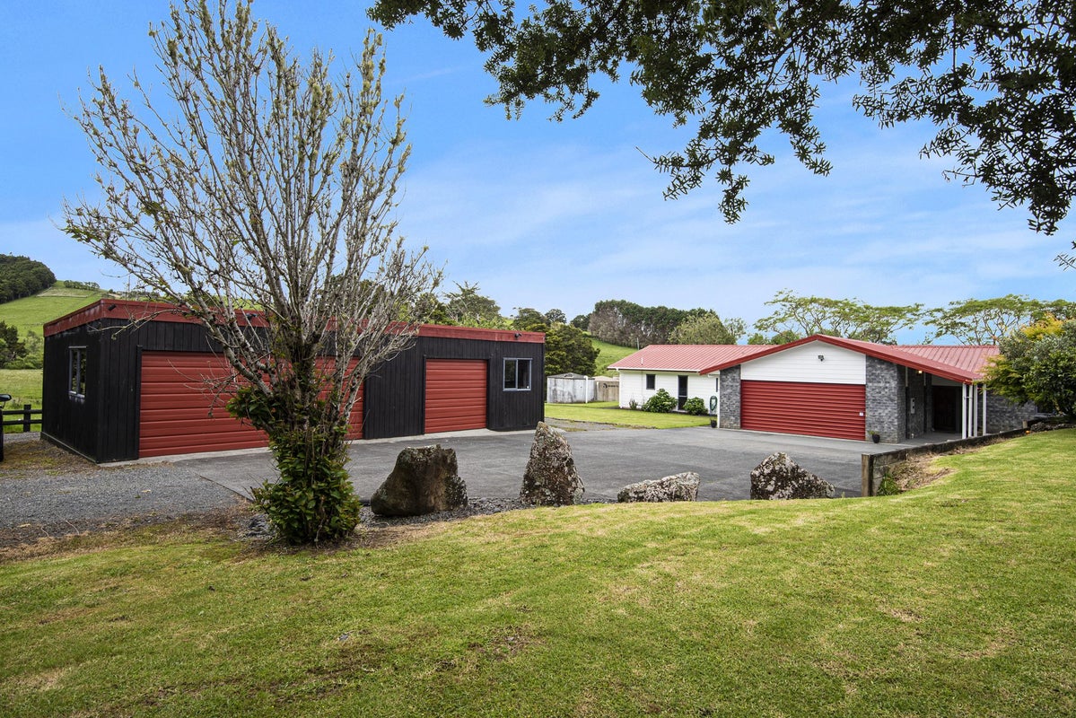 80 Pataua Road, WHAREORA, WHANGAREI - Carousel 1