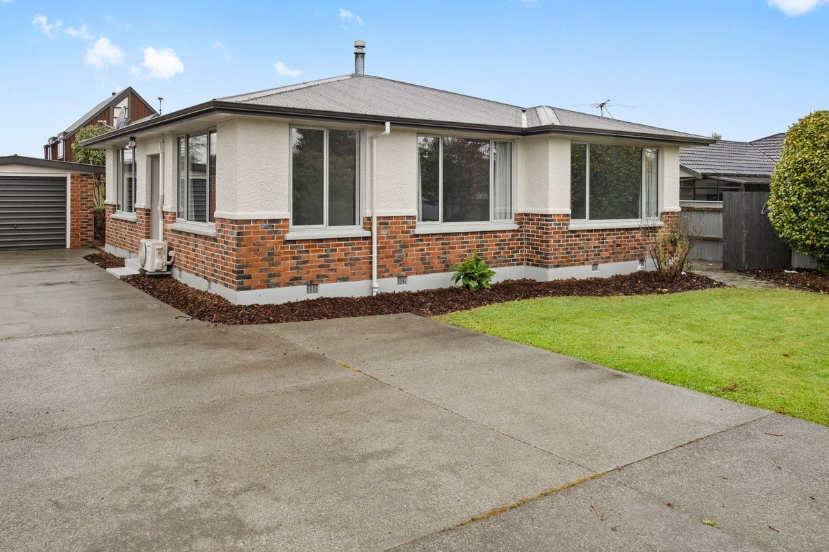 70 Middle Road, Allenton, Ashburton - Carousel 1