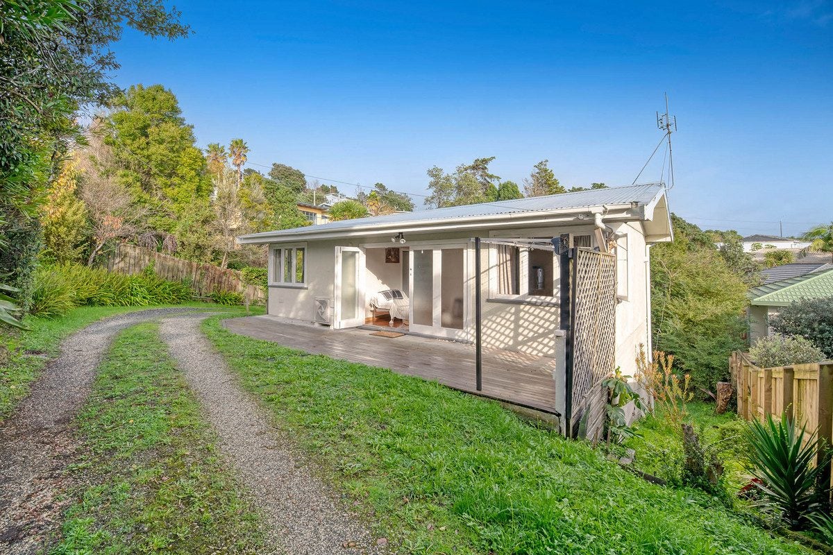 14A Ocean View Road, Hatfields Beach, Orewa - Carousel 1
