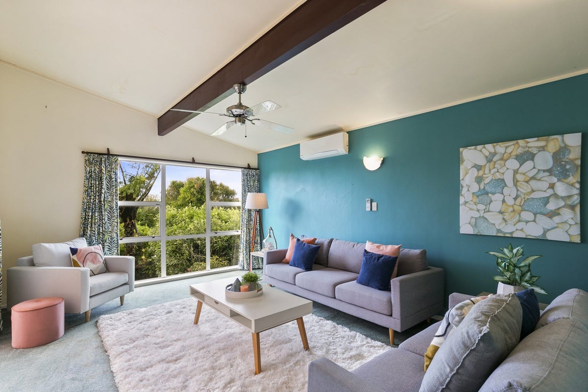 35B Cambrian Street, Churton Park, Wellington - Carousel 2
