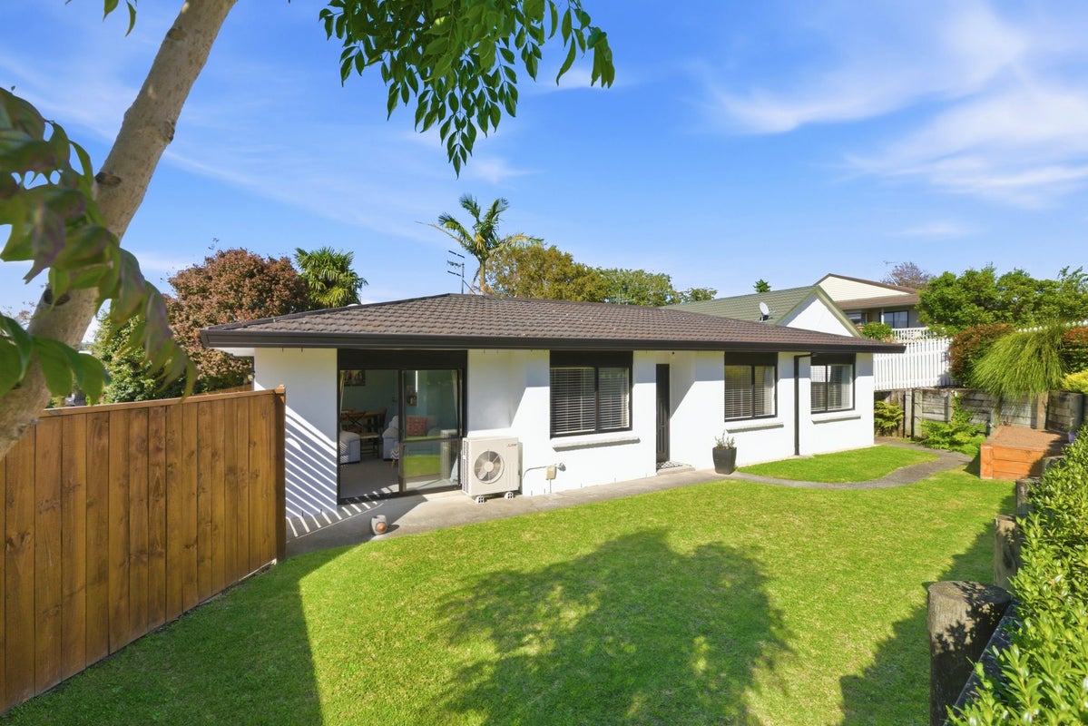 36A Heron Avenue East, Matua, Tauranga - Carousel 1