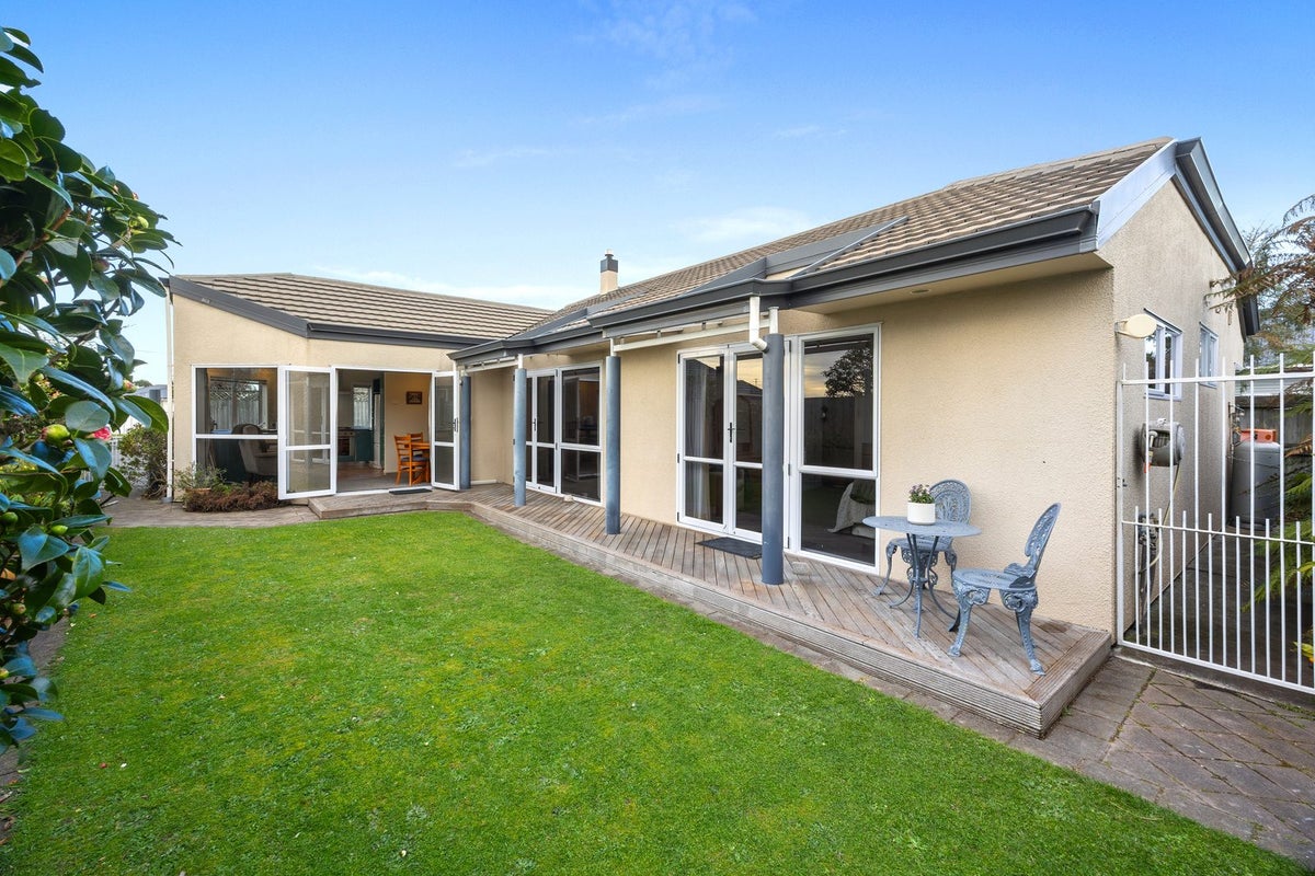 37A Bainton Street, Bishopdale, Christchurch - Carousel 1