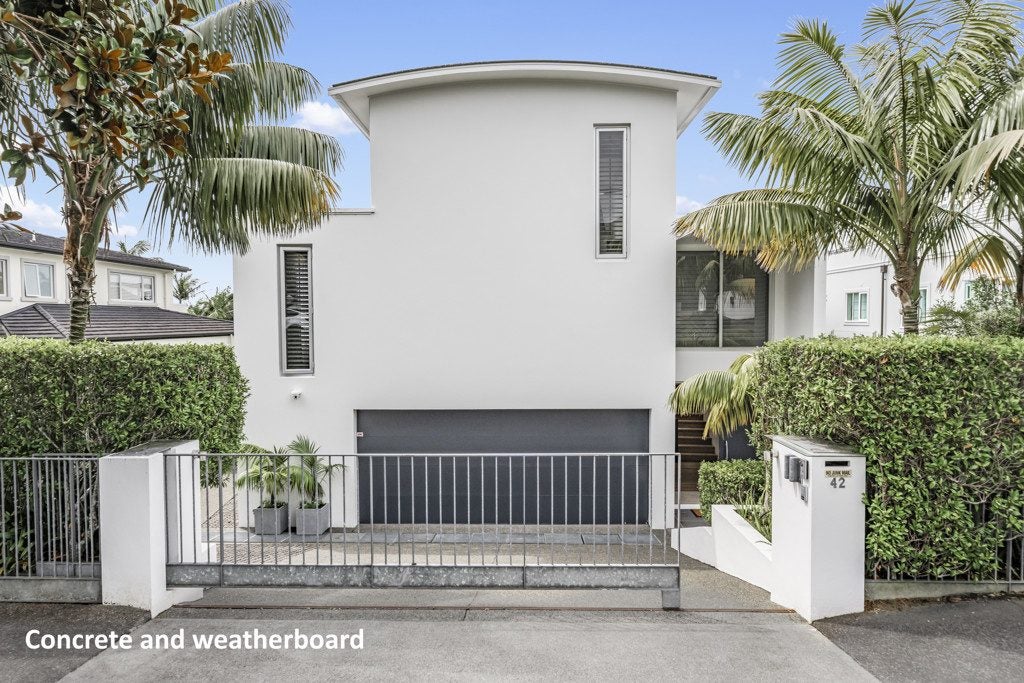 42 Ronaki Road, Mission Bay, Auckland - Carousel 1