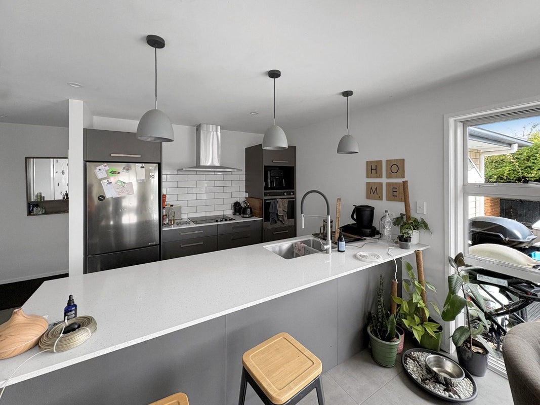18 Weld Street, Levin, Levin - Carousel 2