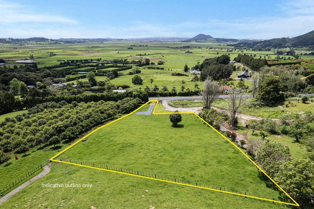 433 Pipiwai Road, NGARARATUNUA, KAMO - Carousel 1