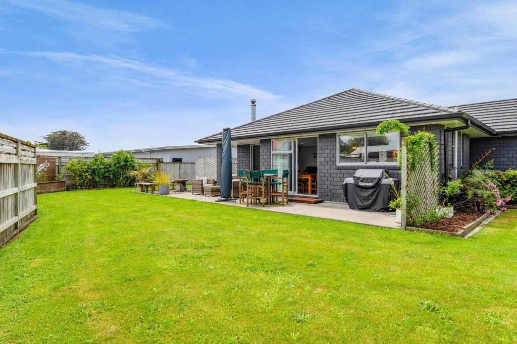 9 Smith Street, Lepperton, New Plymouth - Carousel 2