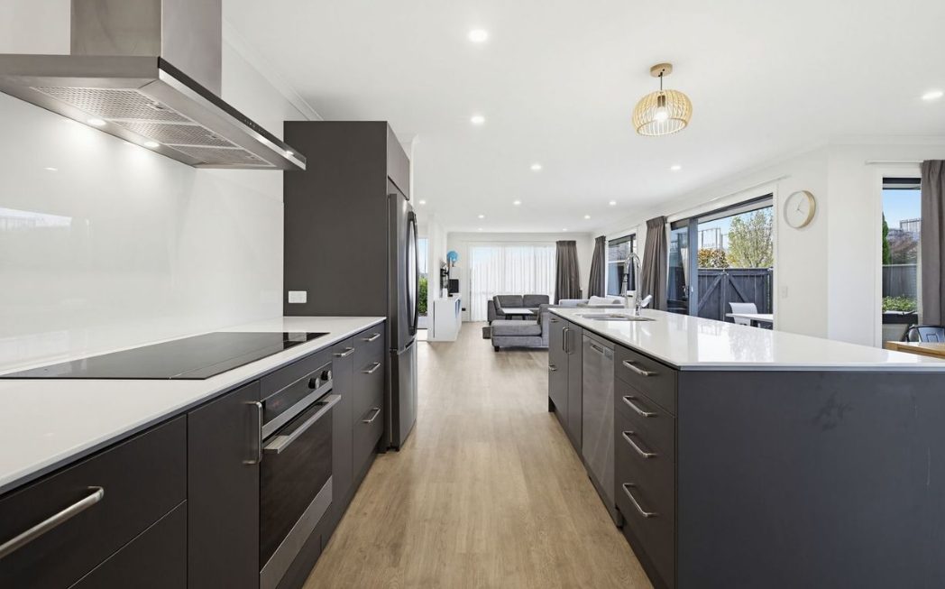 13 Berryfield DR, Tasman - Carousel 2
