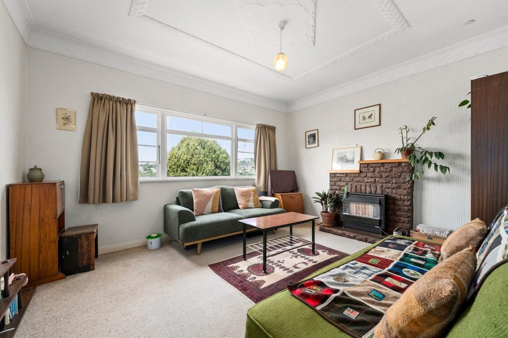 76 Maupuia Road, Maupuia, Wellington - Carousel 2