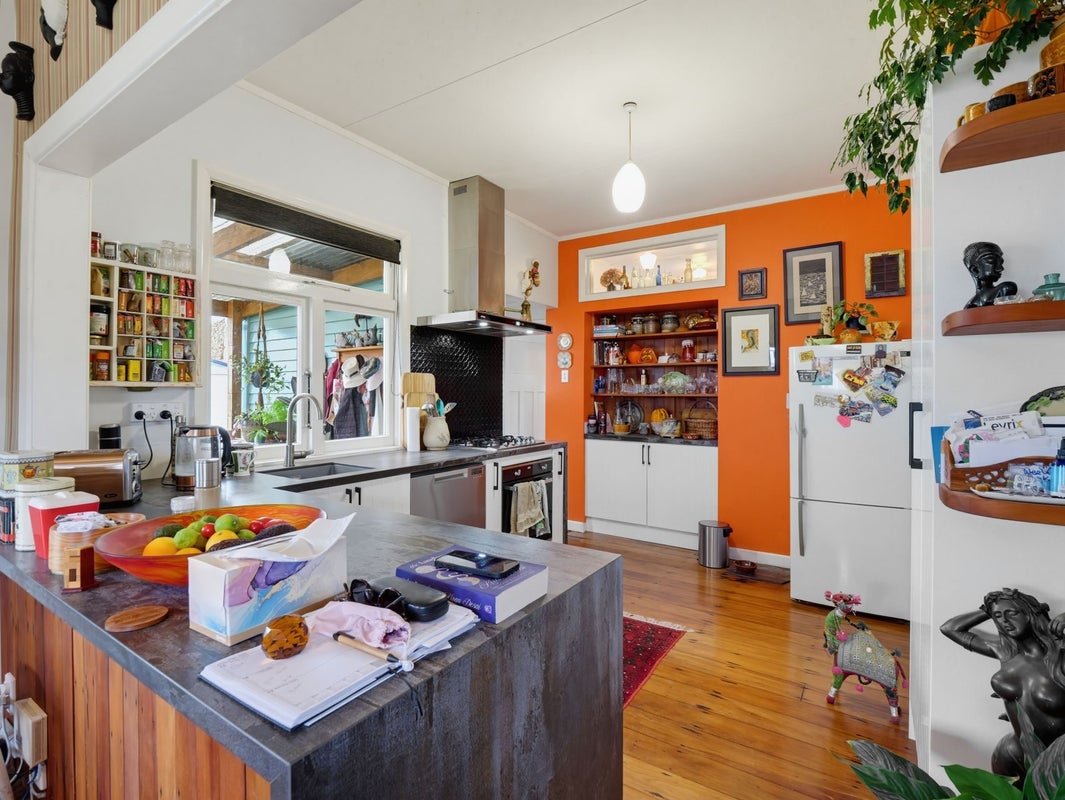 27 Stewart Street, Aramoho, Whanganui - Carousel 2