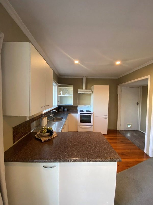 46 Cranbrook Avenue, Burnside, Christchurch - Carousel 2