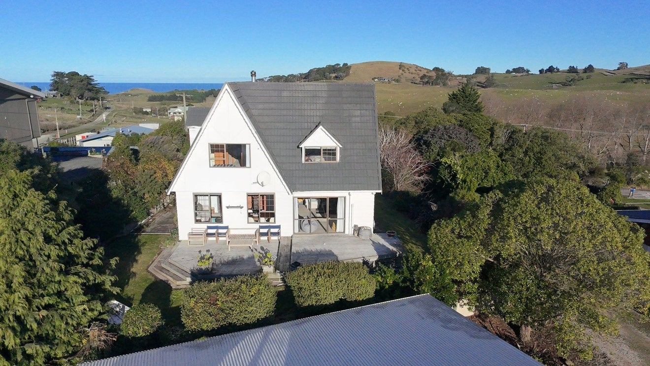 51 Tenby Street, Moeraki - Carousel 2