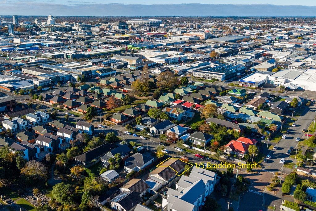 1/5 Braddon Street, Addington, Christchurch - Carousel 13