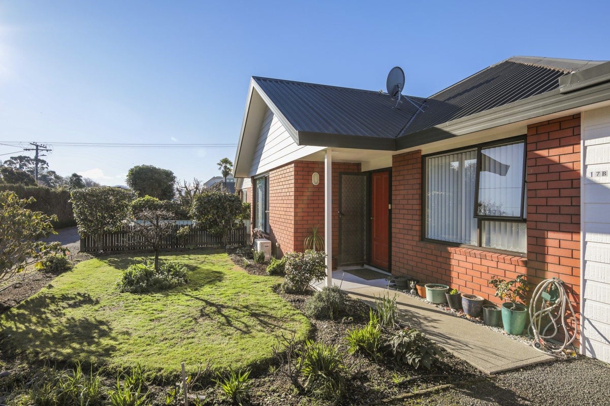 17B Leitrim Street, Redwoodtown, Blenheim - Carousel 1