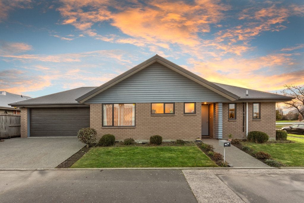 4 Charente Way, Yaldhurst, Christchurch - Carousel 1