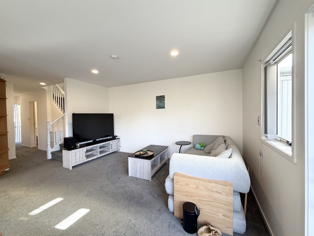 10/103 Swanson Road, Henderson, Auckland - Carousel 1