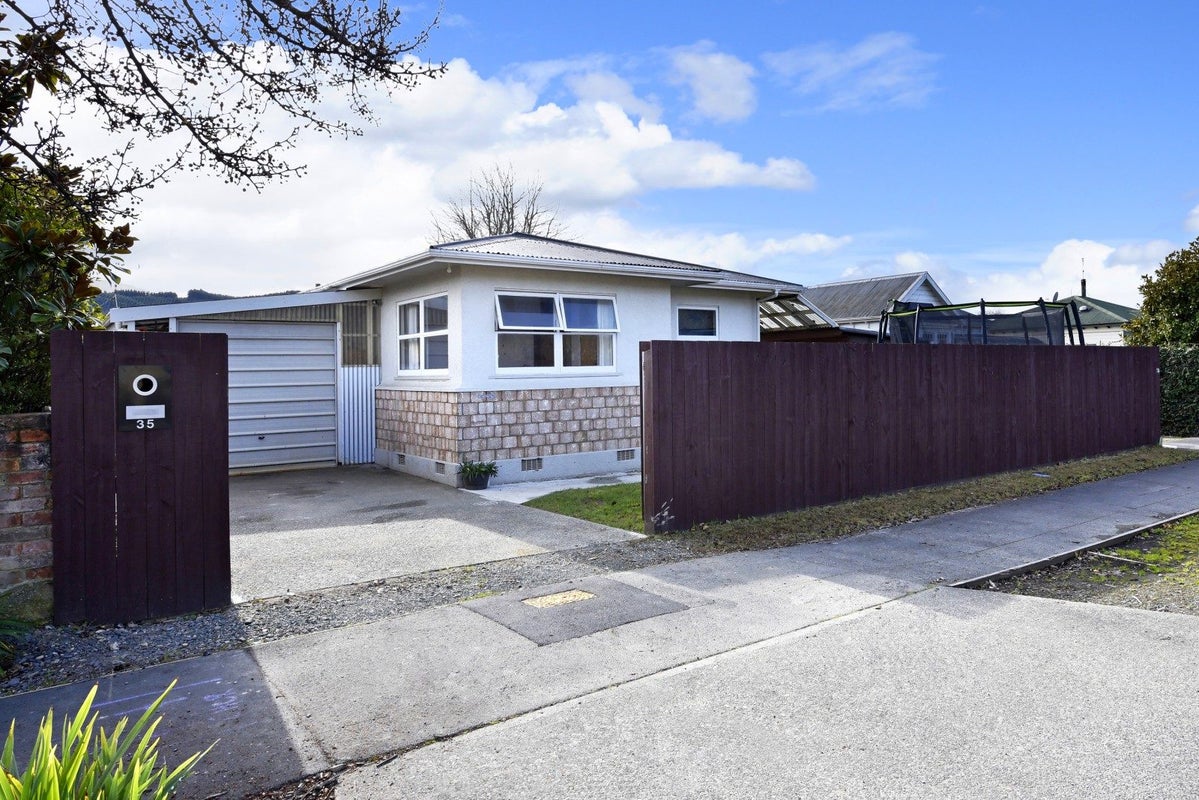 35 Arrow Street, Wakefield - Carousel 29