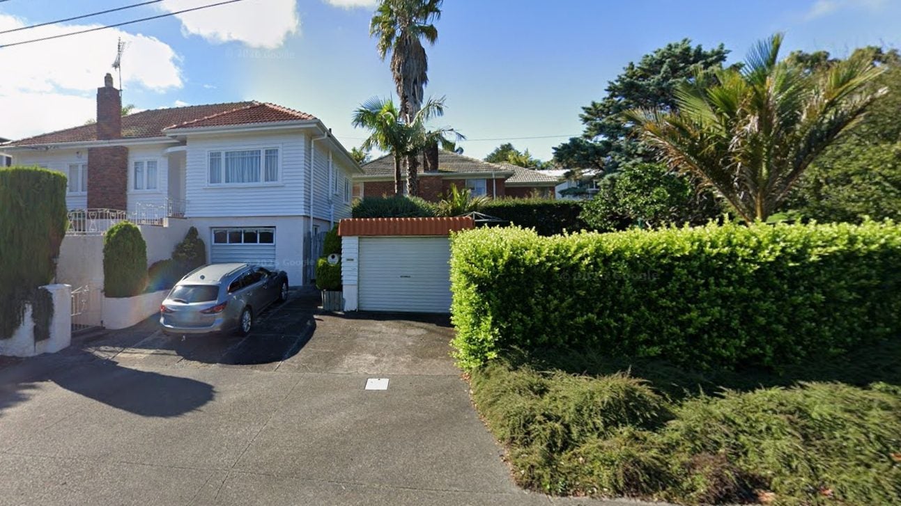2 Whitehaven Road, Glendowie, Auckland - Carousel 1