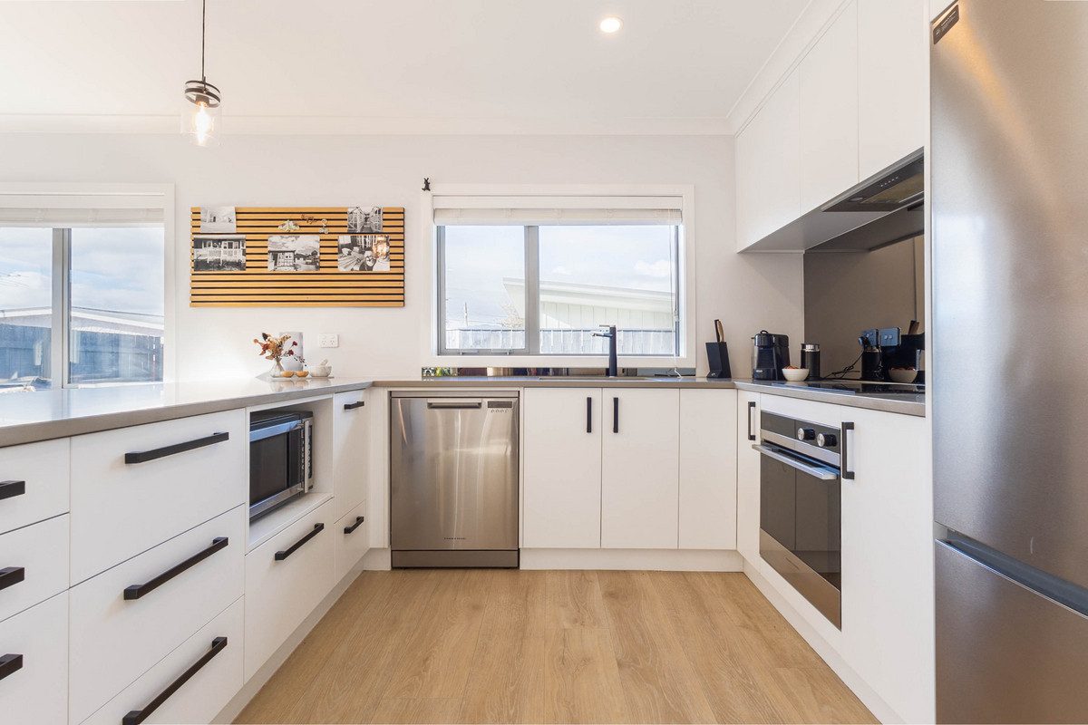 19B Francis Road, Paraparaumu Beach, Paraparaumu - Carousel 2