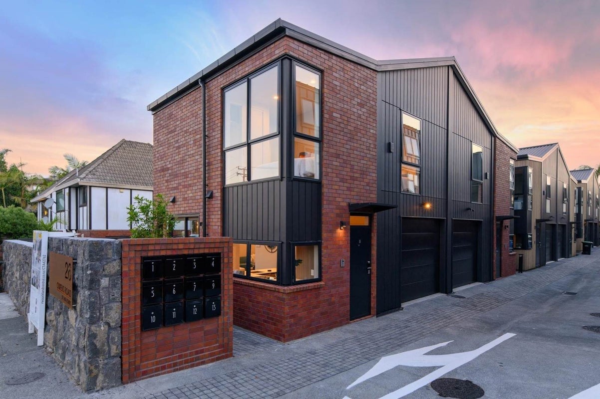 8/26 Owens Road, Epsom, Auckland - Carousel 1