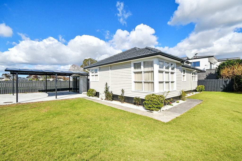 2/8 Allen Street, Mangere East, Auckland - Carousel 2
