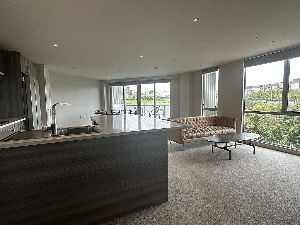 103/7 Rose Garden Lane, Albany, Auckland - Carousel 2