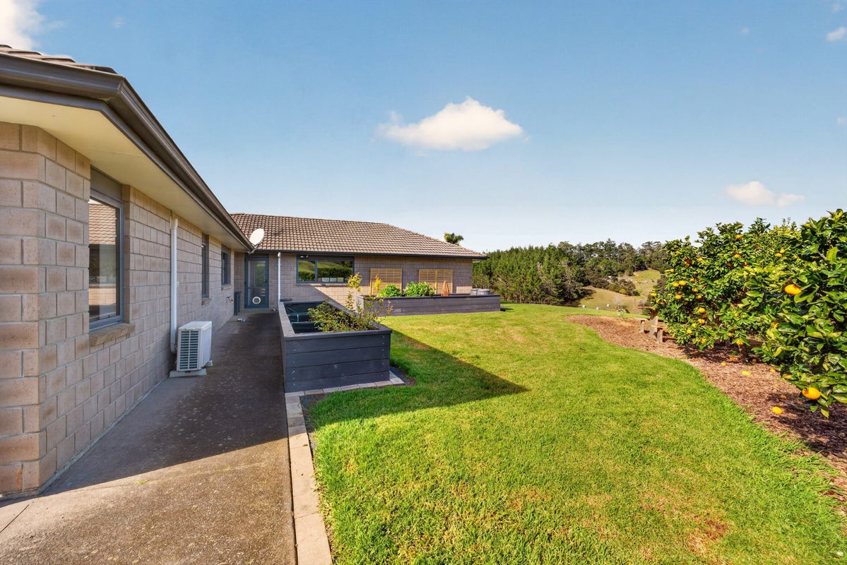 344A Foster Road, Waimauku, Kumeu - Carousel 1